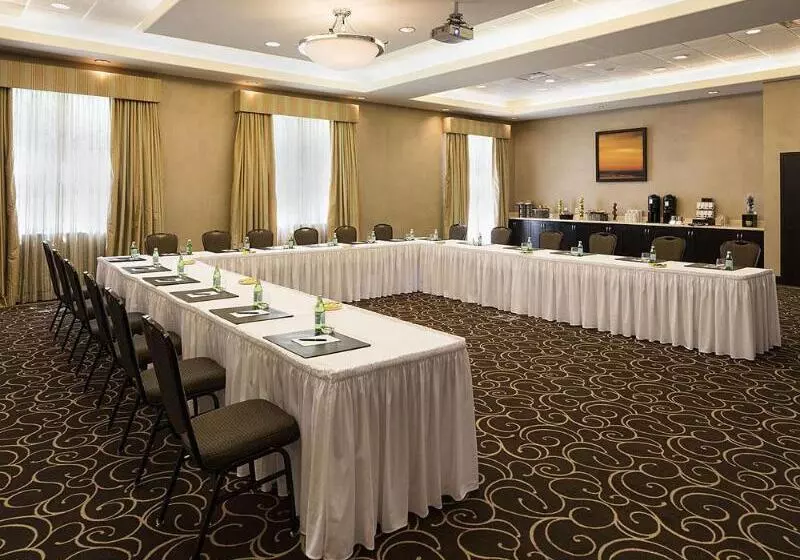 Delta Hotels By Marriott Guelph Conference Centre