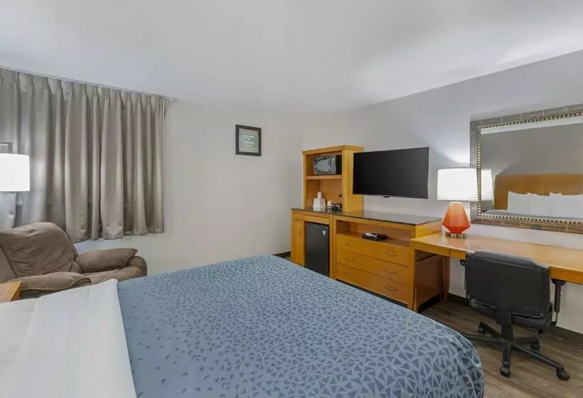 هتل Baymont By Wyndham Missoula