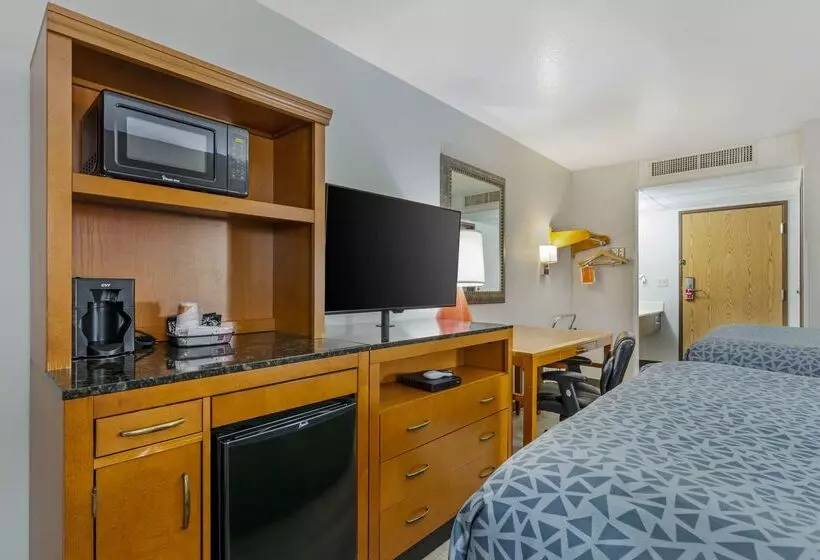 هتل Baymont By Wyndham Missoula