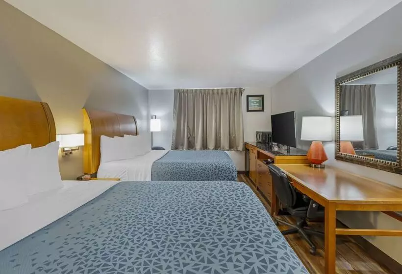 هتل Baymont By Wyndham Missoula