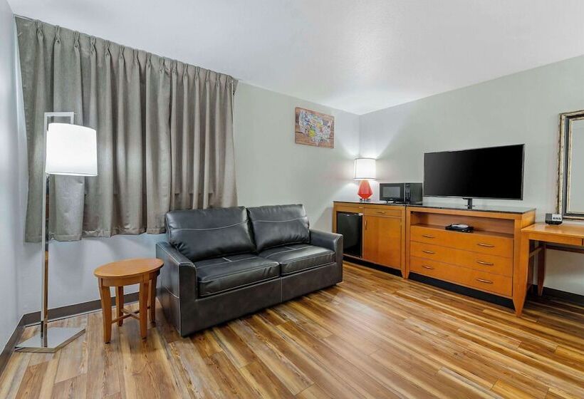 בית מלון כפרי Baymont By Wyndham Missoula