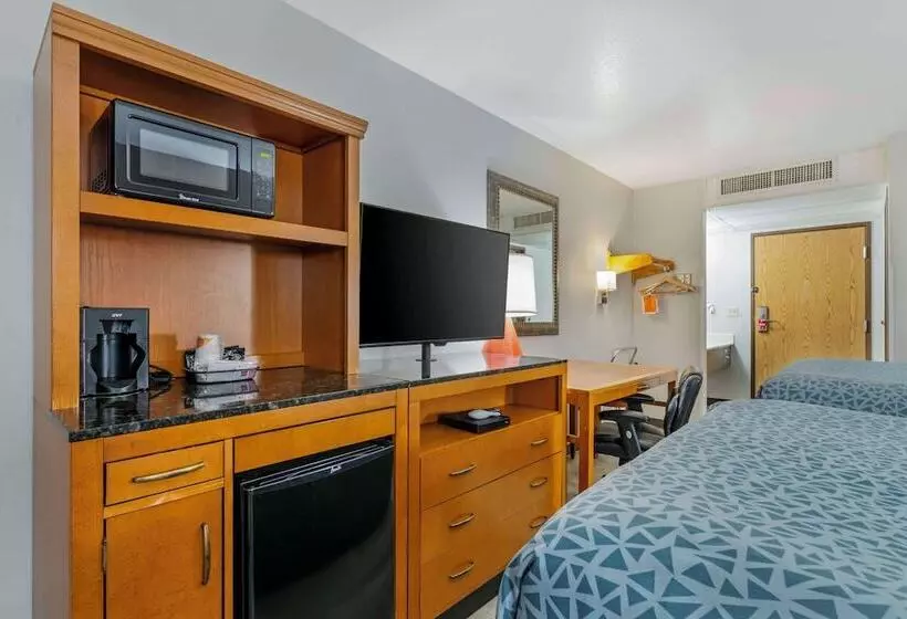 هتل Baymont By Wyndham Missoula