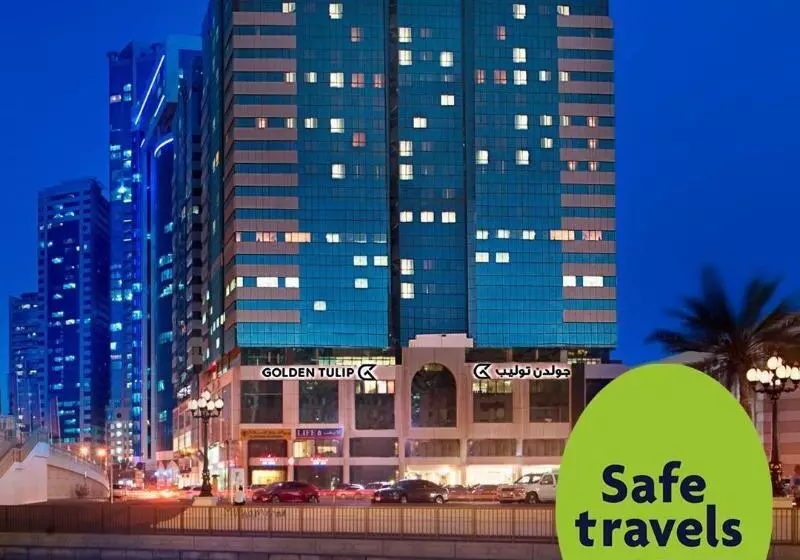 ホテル Golden Tulip Sharjah