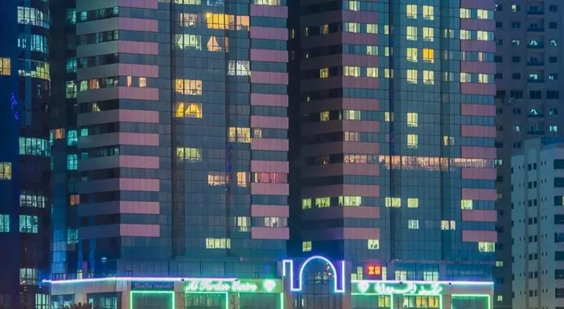 ホテル Golden Tulip Sharjah