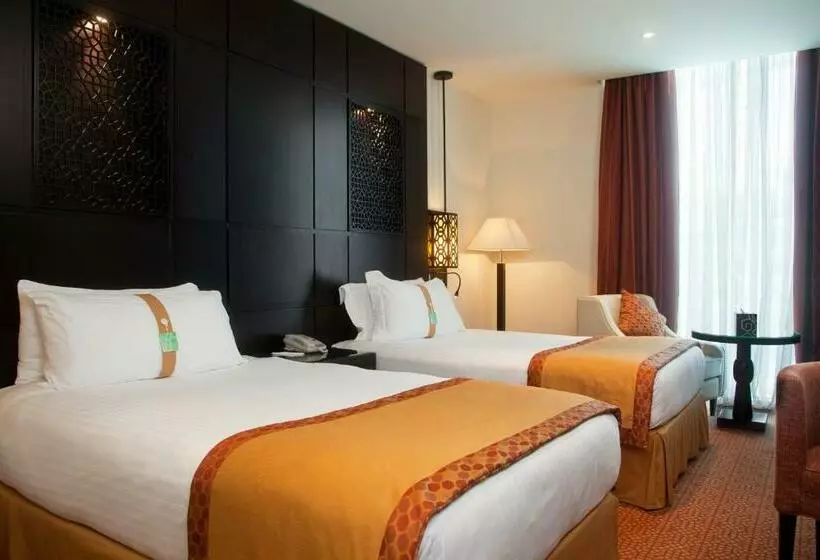 هتل Holiday Inn Dubai Al Barsha, An Ihg