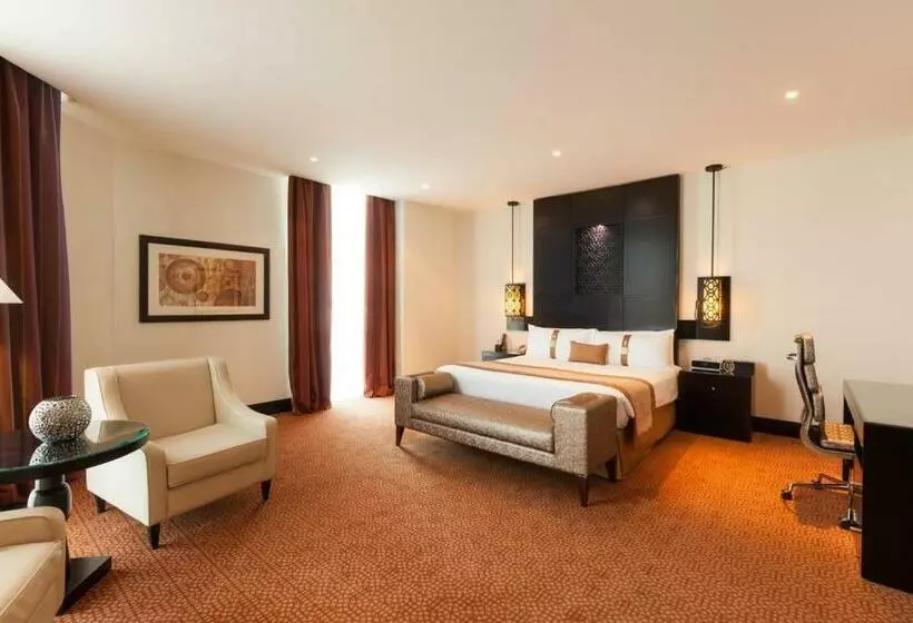 هتل Holiday Inn Dubai Al Barsha, An Ihg