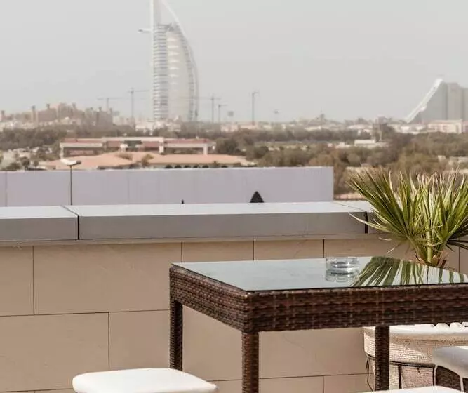 هتل Holiday Inn Dubai Al Barsha, An Ihg