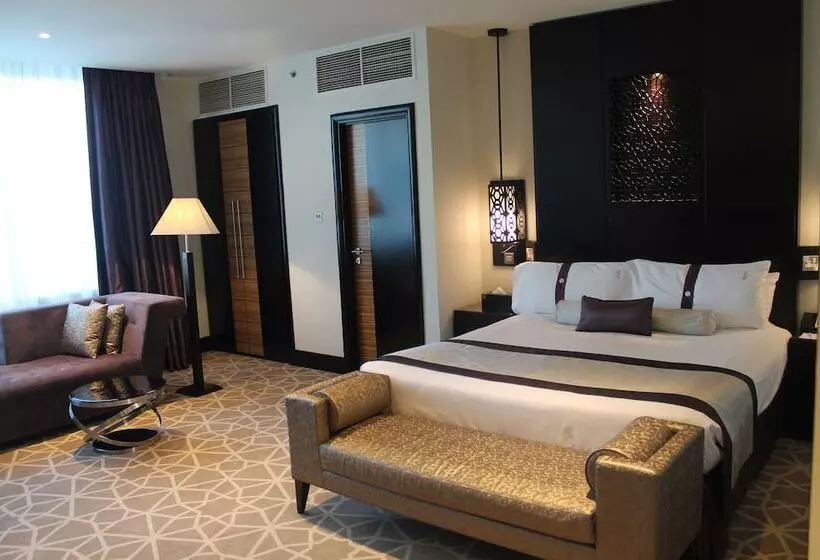 هتل Holiday Inn Dubai Al Barsha, An Ihg