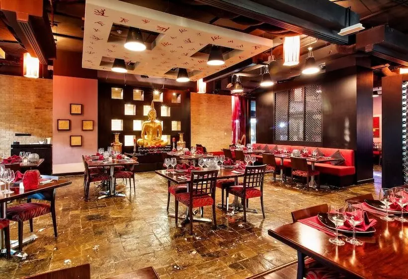 هتل Holiday Inn Dubai Al Barsha, An Ihg