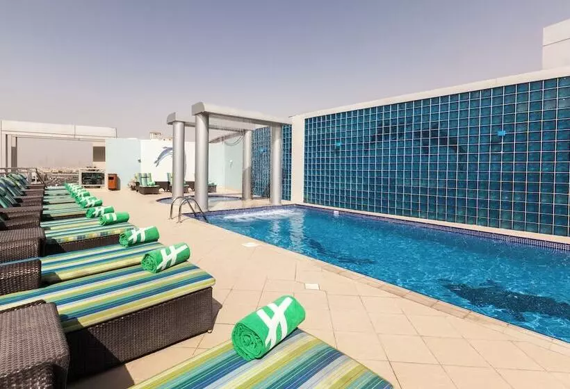 هتل Holiday Inn Dubai Al Barsha, An Ihg