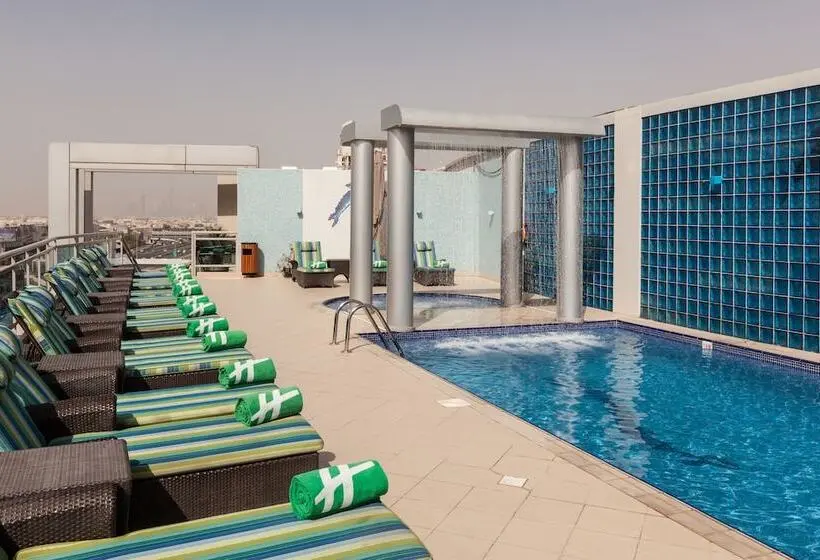 هتل Holiday Inn Dubai Al Barsha, An Ihg
