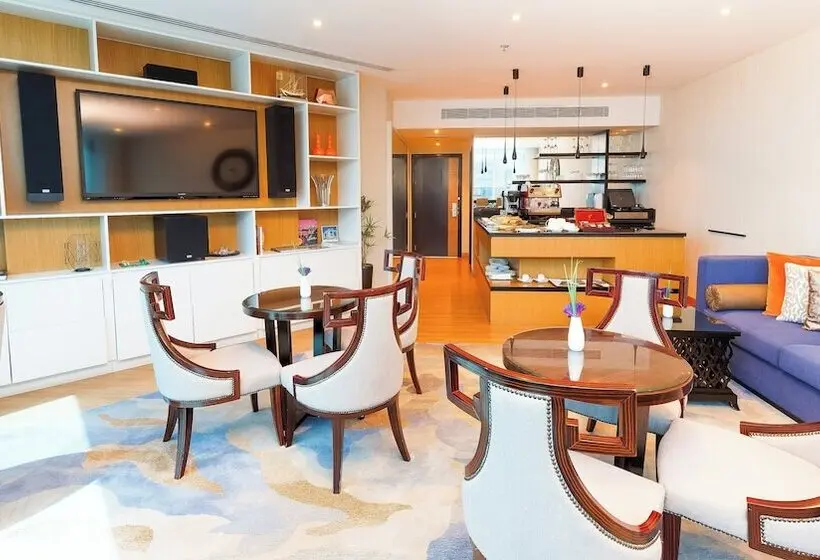 هتل Holiday Inn Dubai Al Barsha, An Ihg