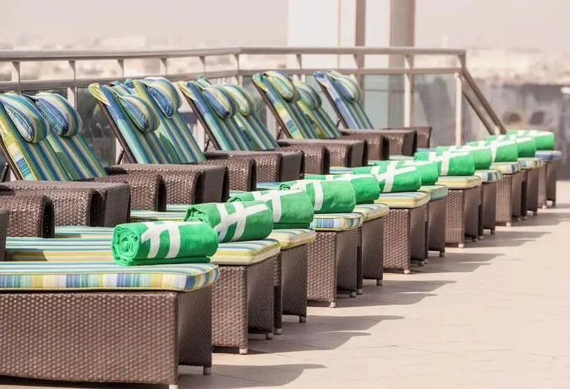 هتل Holiday Inn Dubai Al Barsha, An Ihg