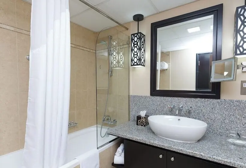 هتل Holiday Inn Dubai Al Barsha, An Ihg
