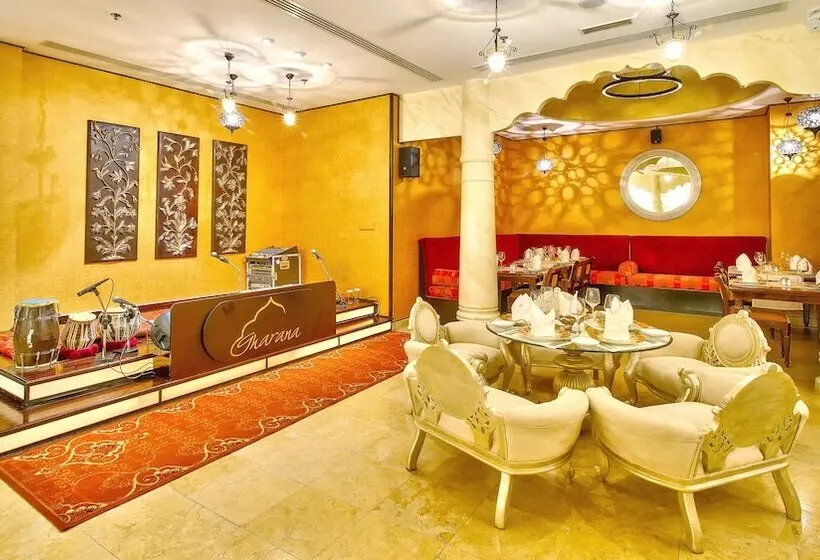 هتل Holiday Inn Dubai Al Barsha, An Ihg
