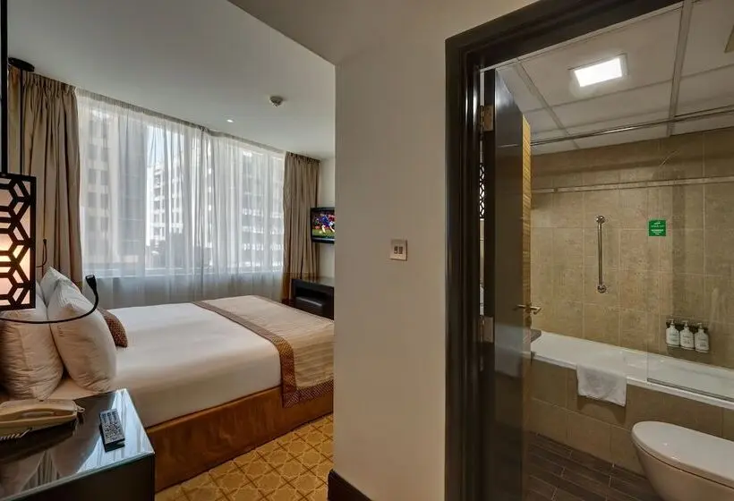 هتل Holiday Inn Dubai Al Barsha, An Ihg