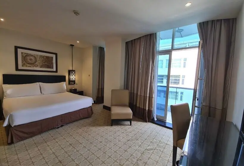 هتل Holiday Inn Dubai Al Barsha, An Ihg