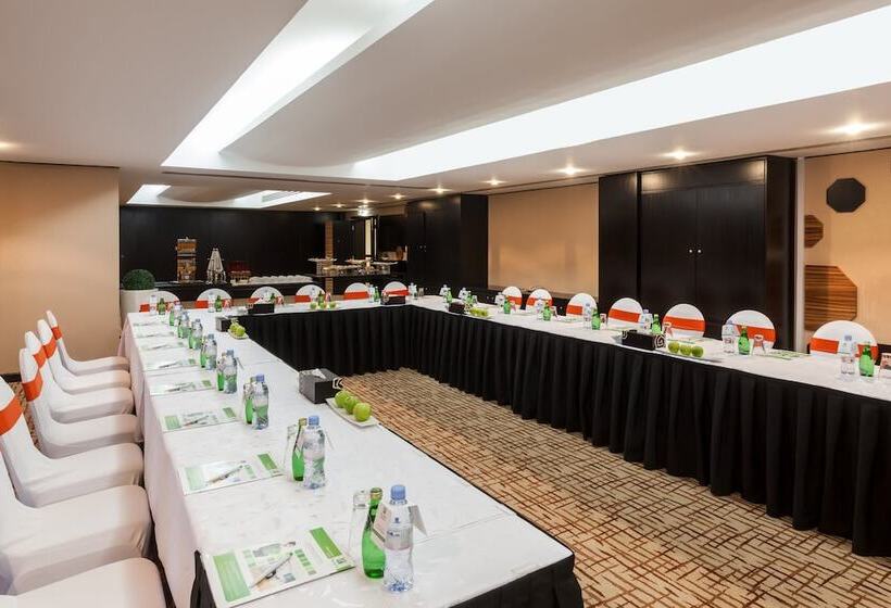 酒店 Holiday Inn Dubai Al Barsha, An Ihg