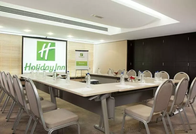 هتل Holiday Inn Dubai Al Barsha, An Ihg