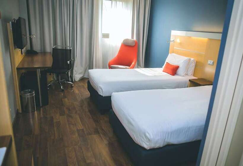 فندق Holiday Inn Express Milan Malpensa Airport, An Ihg