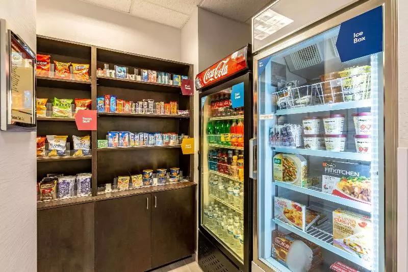 هتل Holiday Inn Express & Suites Lexington, An Ihg