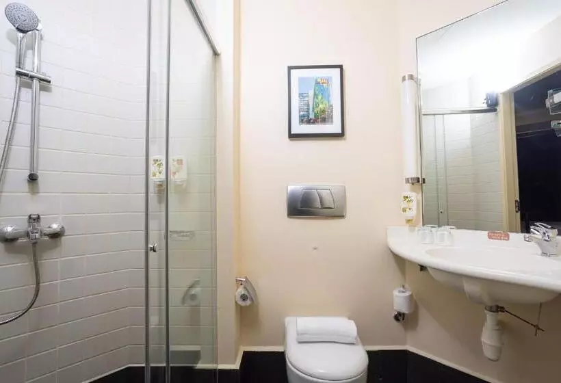 هتل Ibis Singapore On Bencoolen