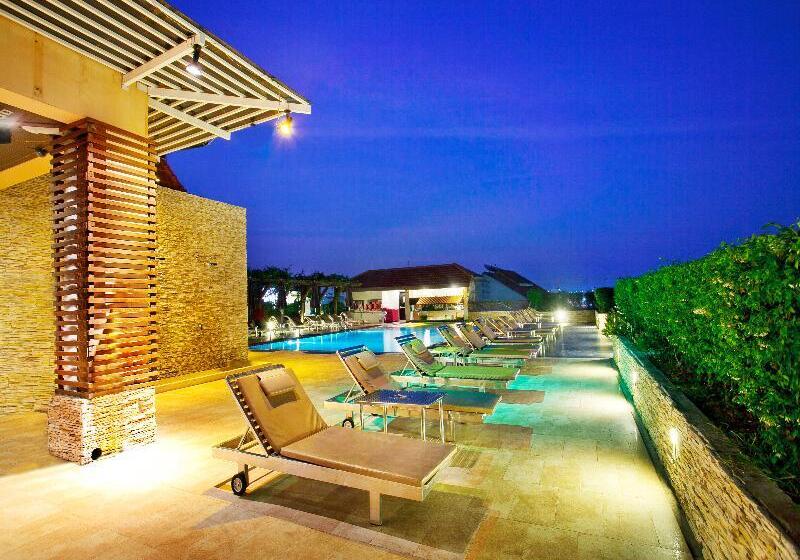 Intimate Hotel Pattaya Sha Extra Plus