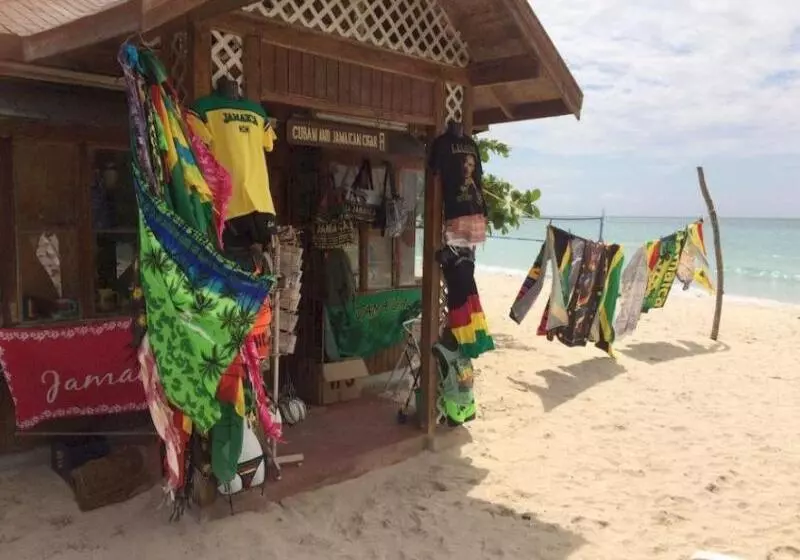 Отель Merrils Beach Resorts Lll