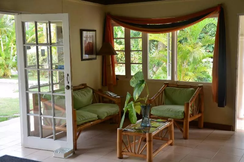 Отель Merrils Beach Resorts Lll