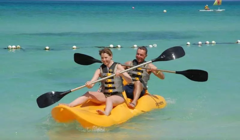 Отель Merrils Beach Resorts Lll