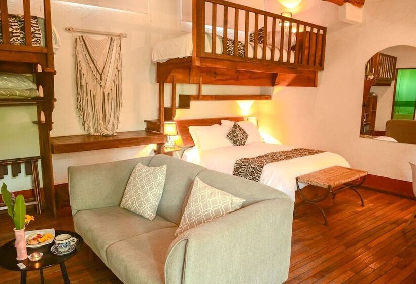 酒店 Mesón De Leyendas Breakfast & Downtown