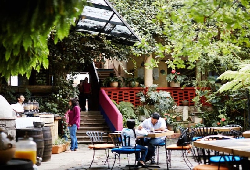 酒店 Mesón De Leyendas Breakfast & Downtown