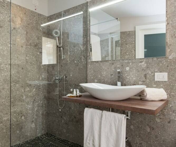 בית מלון כפרי Pace 1954