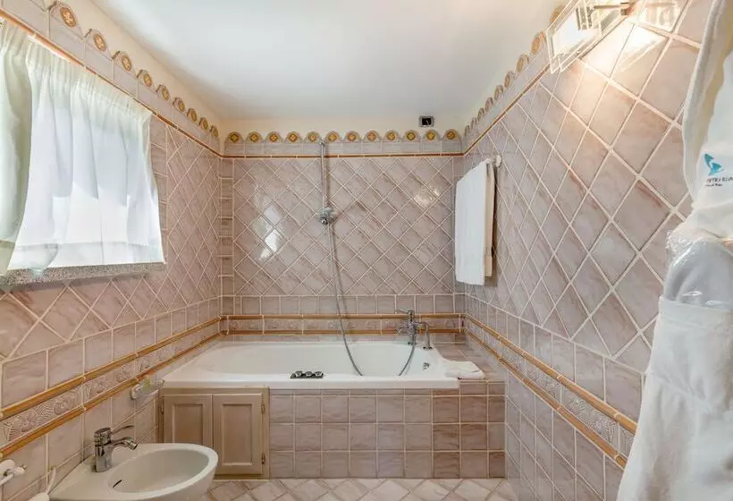 Отель Petra Bianca