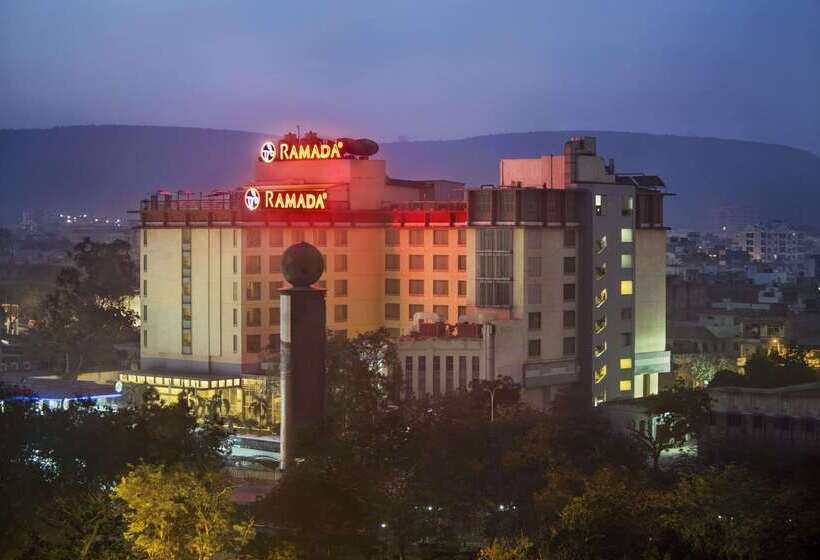 호텔 Ramada By Wyndham Jaipur