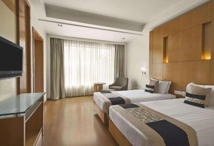 호텔 Ramada By Wyndham Jaipur