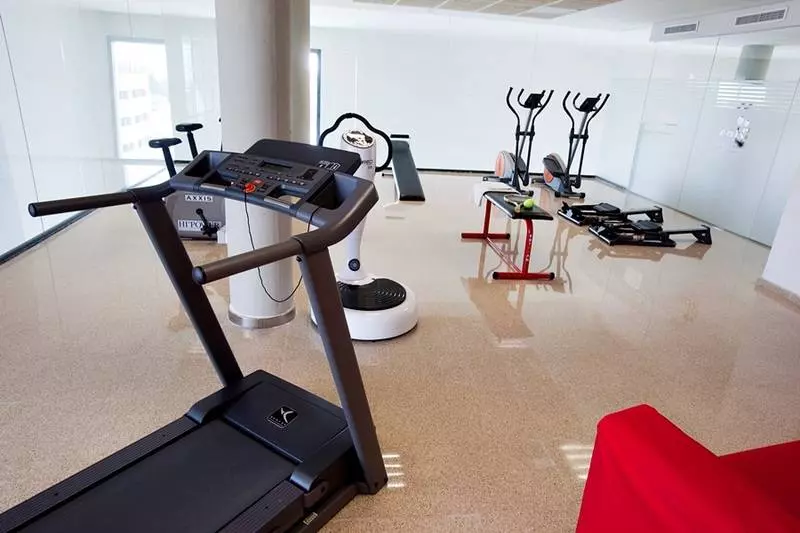 酒店 Villa Alojamiento Y Congresos   Villa Universitaria