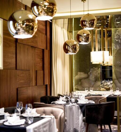 Rocks Hotel & Casino