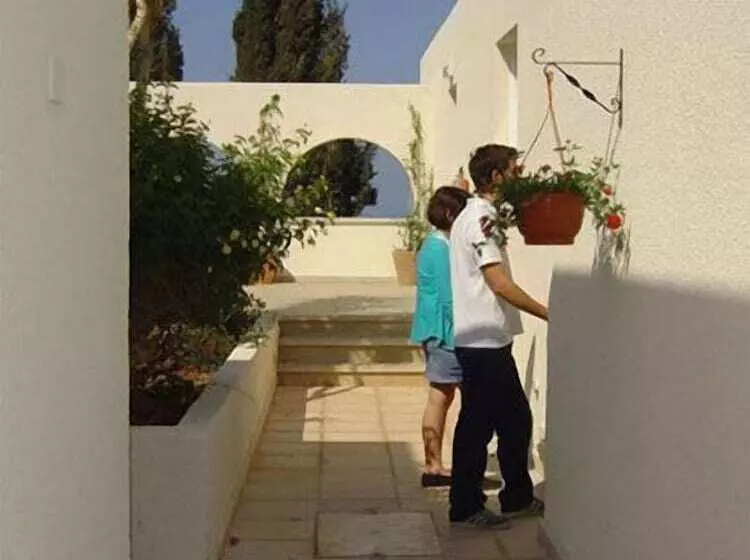 Sunny Hill Hotel Apartments