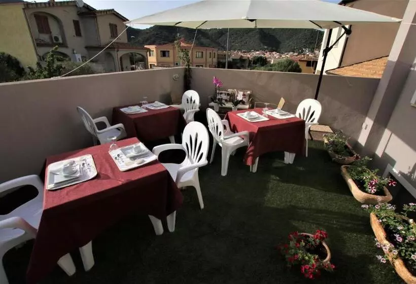 تختخواب و صبحانه Guest House Ajo  A Mulinu