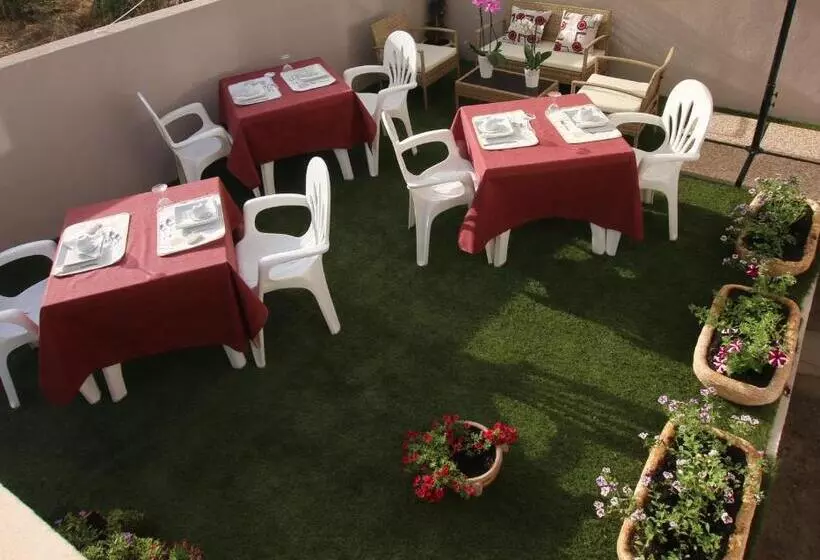 تختخواب و صبحانه Guest House Ajo  A Mulinu