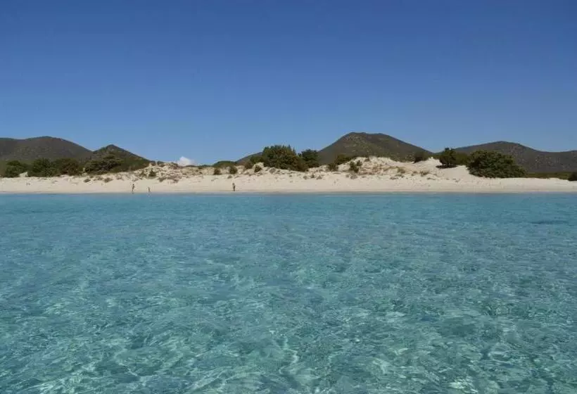 تختخواب و صبحانه Guest House Ajo  A Mulinu