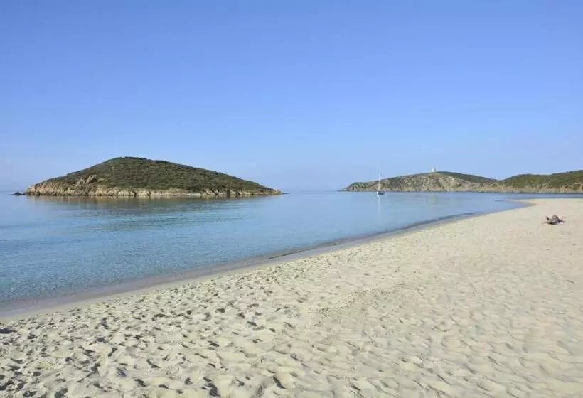 تختخواب و صبحانه Guest House Ajo  A Mulinu