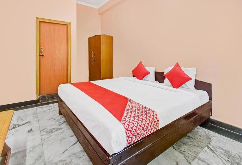 Hotel Oyo 61893 Kundan Guest House