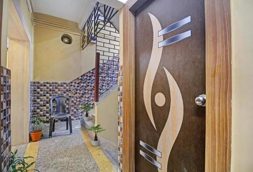 هتل Oyo 73192 Vip Comfort Inn