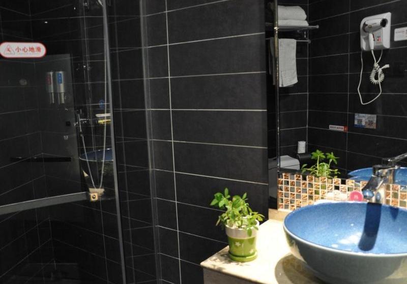 Hotel Shell Wuhu City Jinghu District Fangte Joy World Yinhu North Road