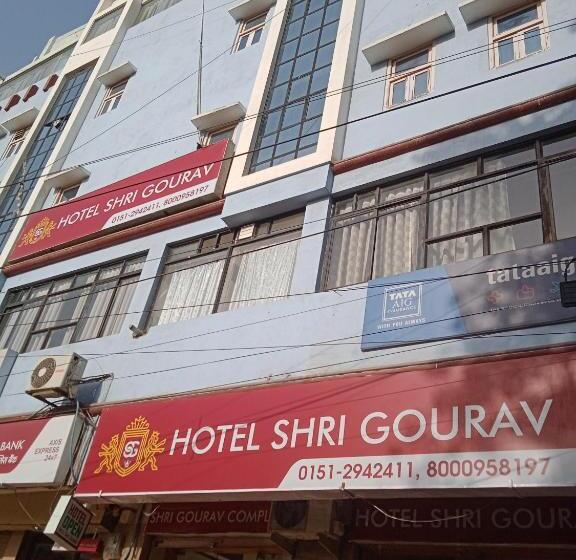 هتل Shri Gourav
