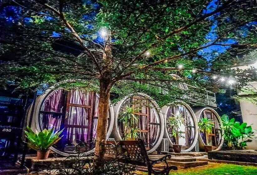 Resort Mango's Park Port Dickson