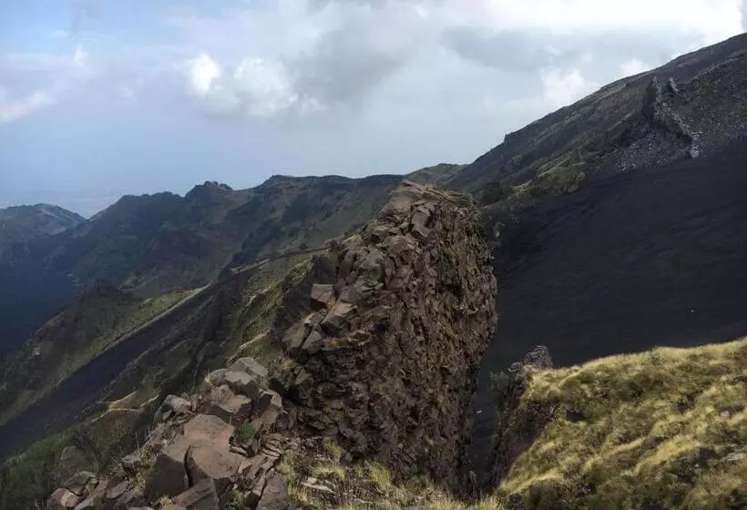 ベッドアンドブレックファースト Etna En Vie