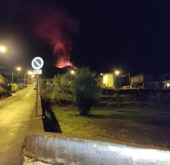 تختخواب و صبحانه Etna En Vie